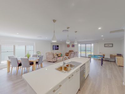 10 Waterfall Crescent, Dubbo