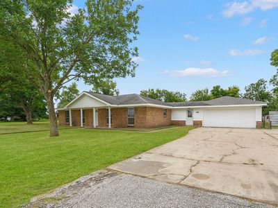5010 Riverview Drive, Alvin, TX, International
