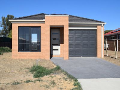 12 Redgum Drive, Kerang