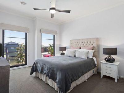 16 Kombi Road, Leopold