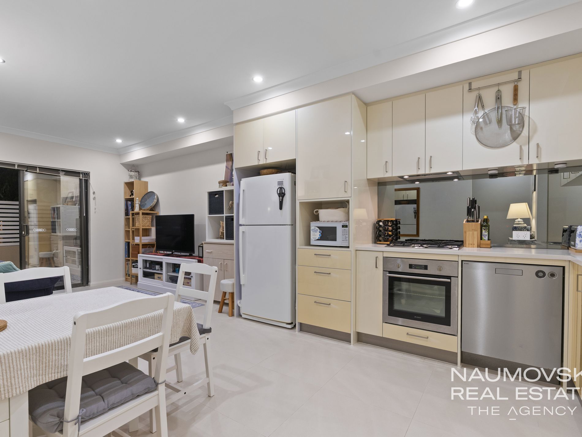 2 / 10 Wychcross Street, Westminster