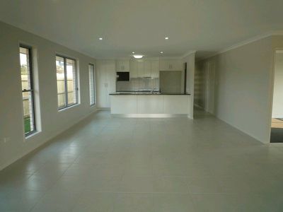 9 OrioleCourt, Woodgate