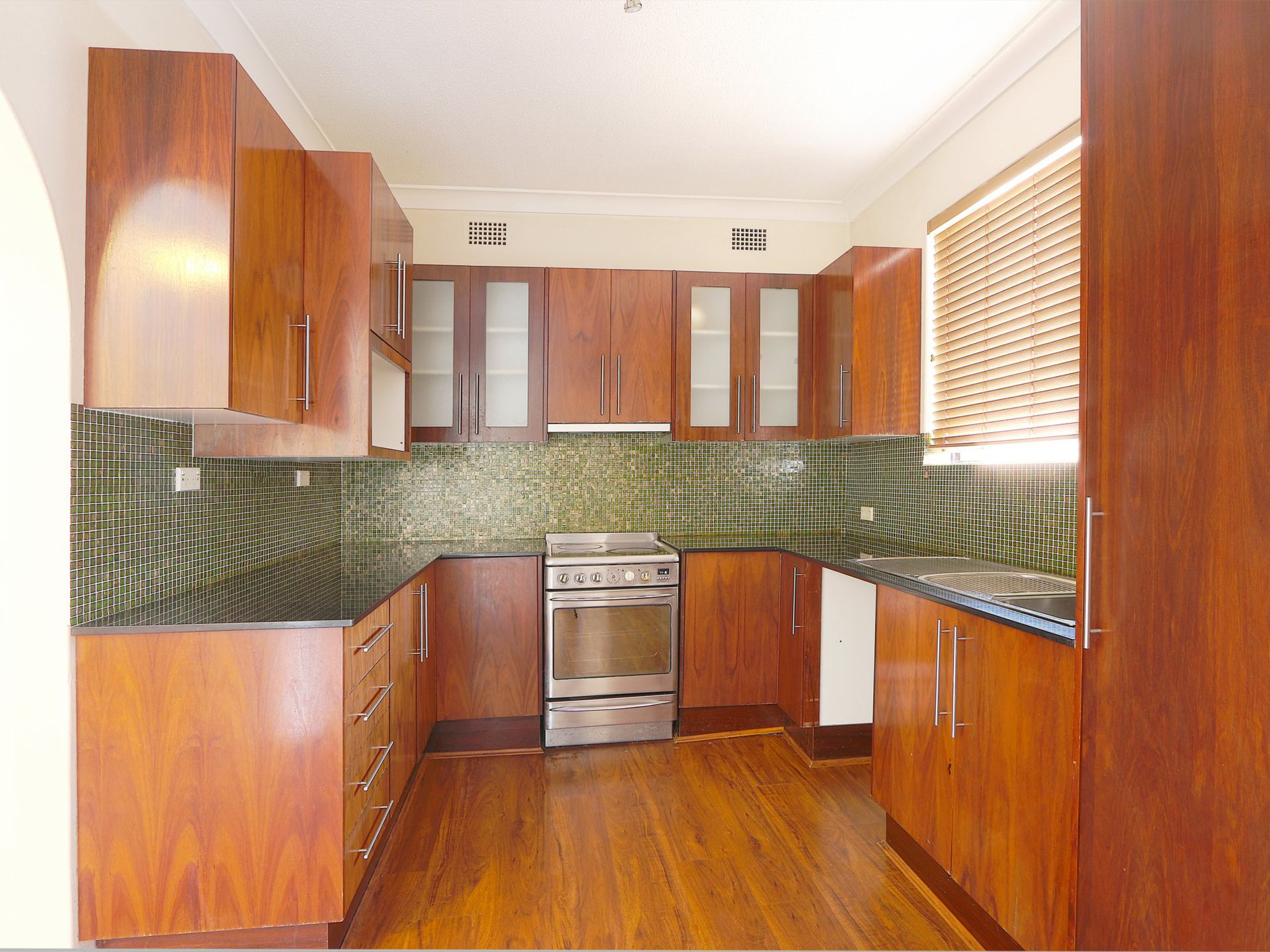 3 / 10-12 Hamilton Street, Allawah
