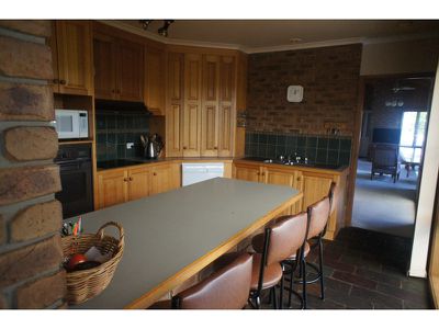 3 Lukin Court, Horsham