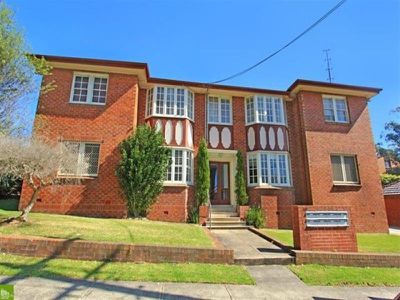 1 / 56B Church Street, Wollongong