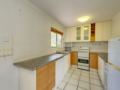 16 Melinda Street, Camira