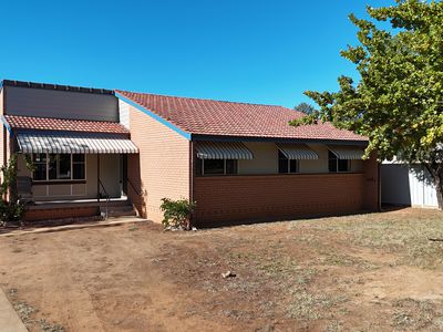 45 Close Street, Parkes
