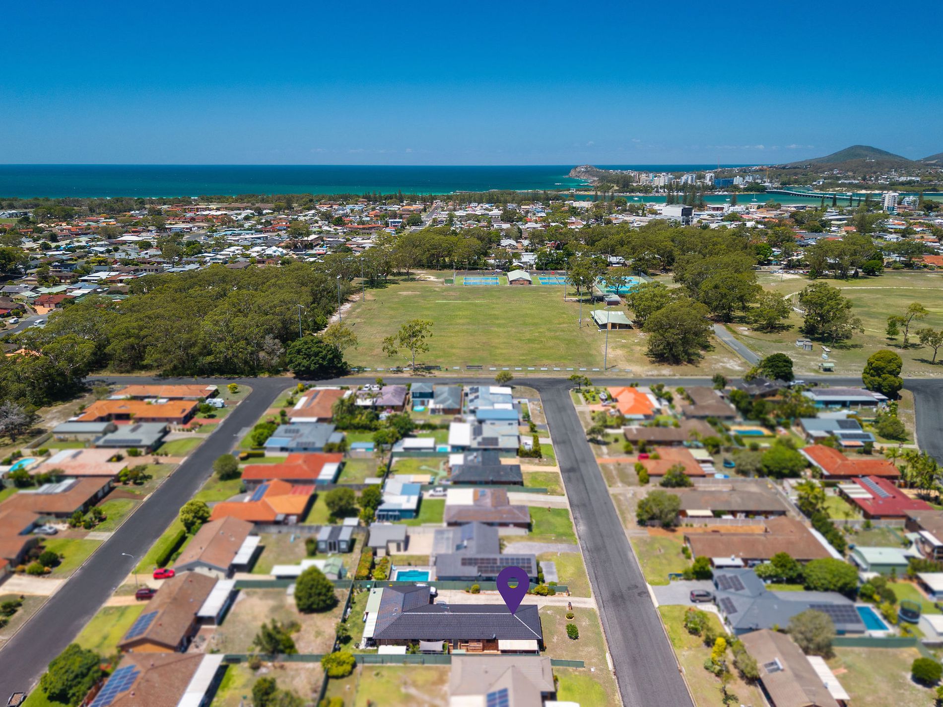 1 / 11 Mayers Drive, Tuncurry