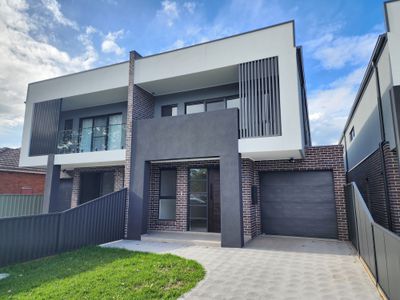2 / 12 Premier Street, Canley Vale
