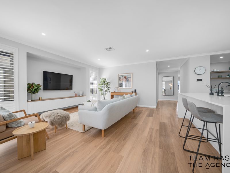 20 Navarra Way, Caversham