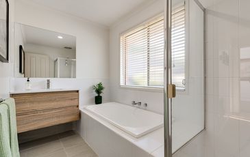 27 Fieldstone Boulevard, Beaconsfield