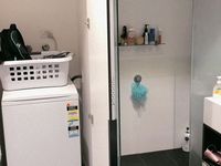 unit 202 / 150 Dudley Street, West Melbourne