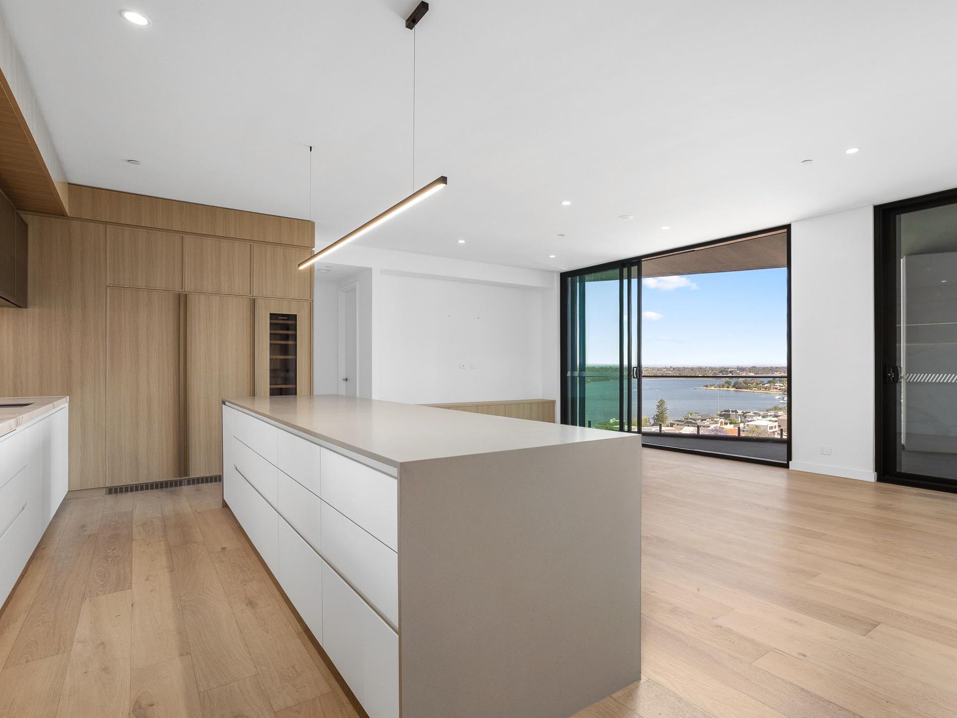 1001 / 18 Ogilvie Road, Mount Pleasant