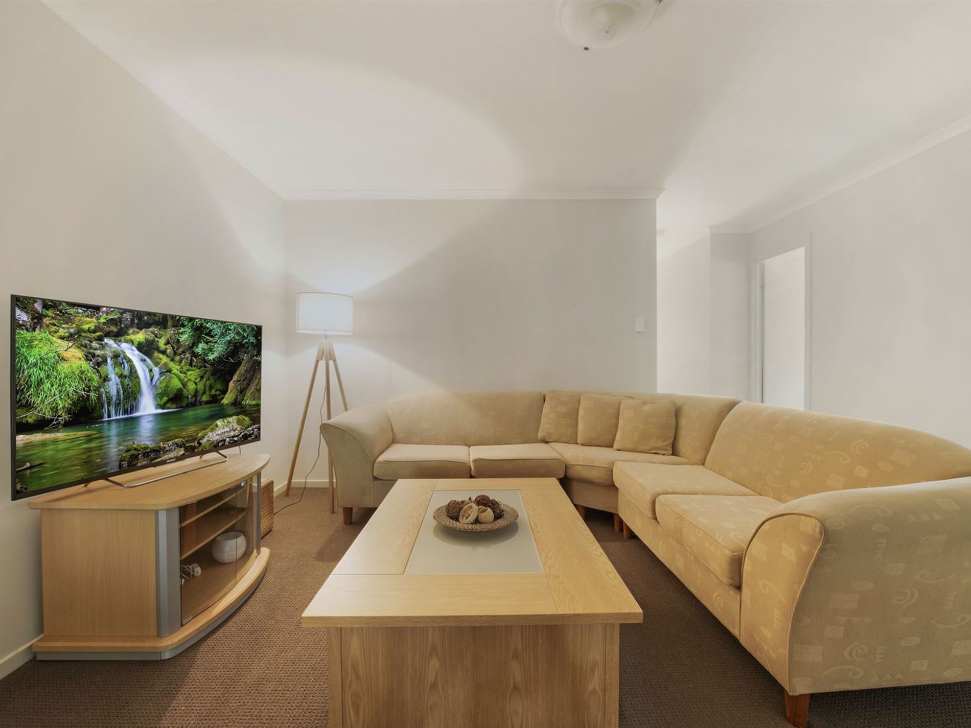 2 & 2a Huntingdale Drive, Mollymook