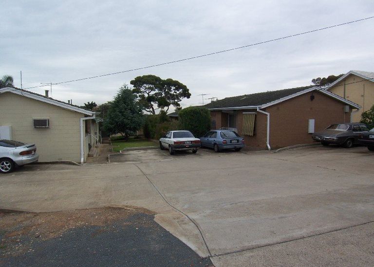8 / 225 Seacombe Road, South Brighton
