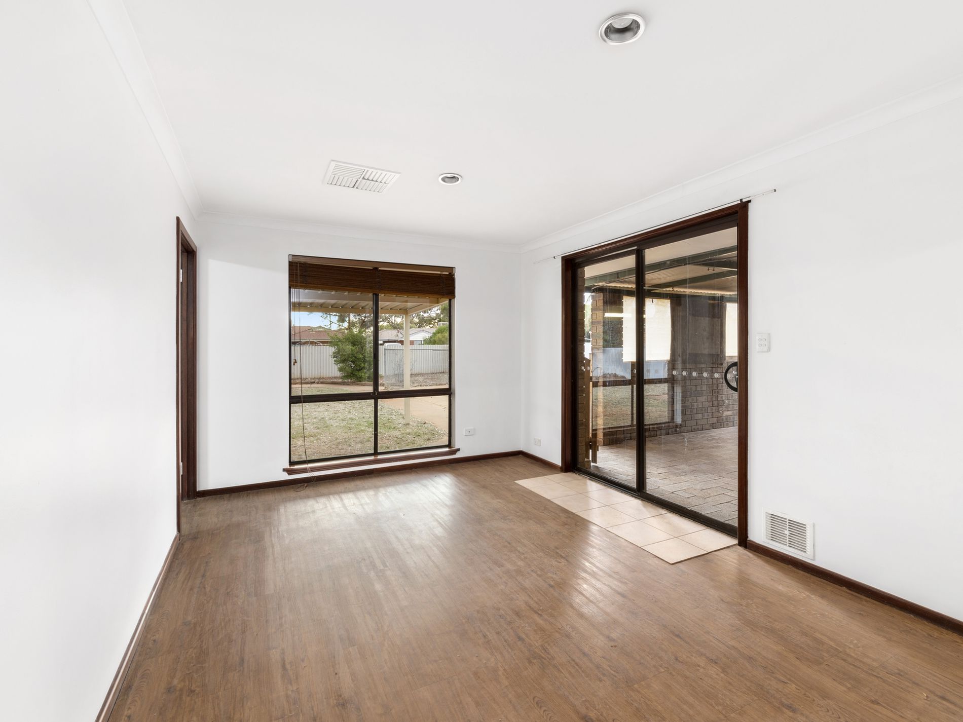 10 O'Connor Way, West Lamington