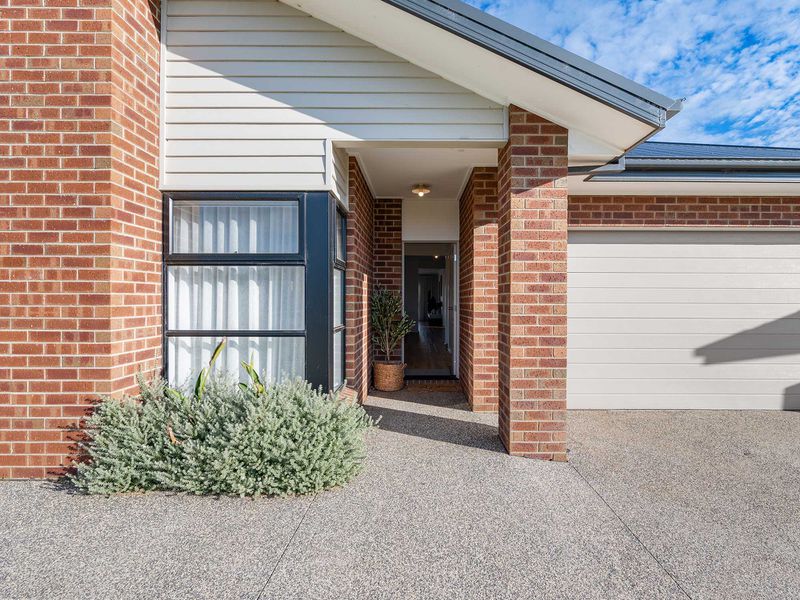 23 Callaway Court, Peterborough