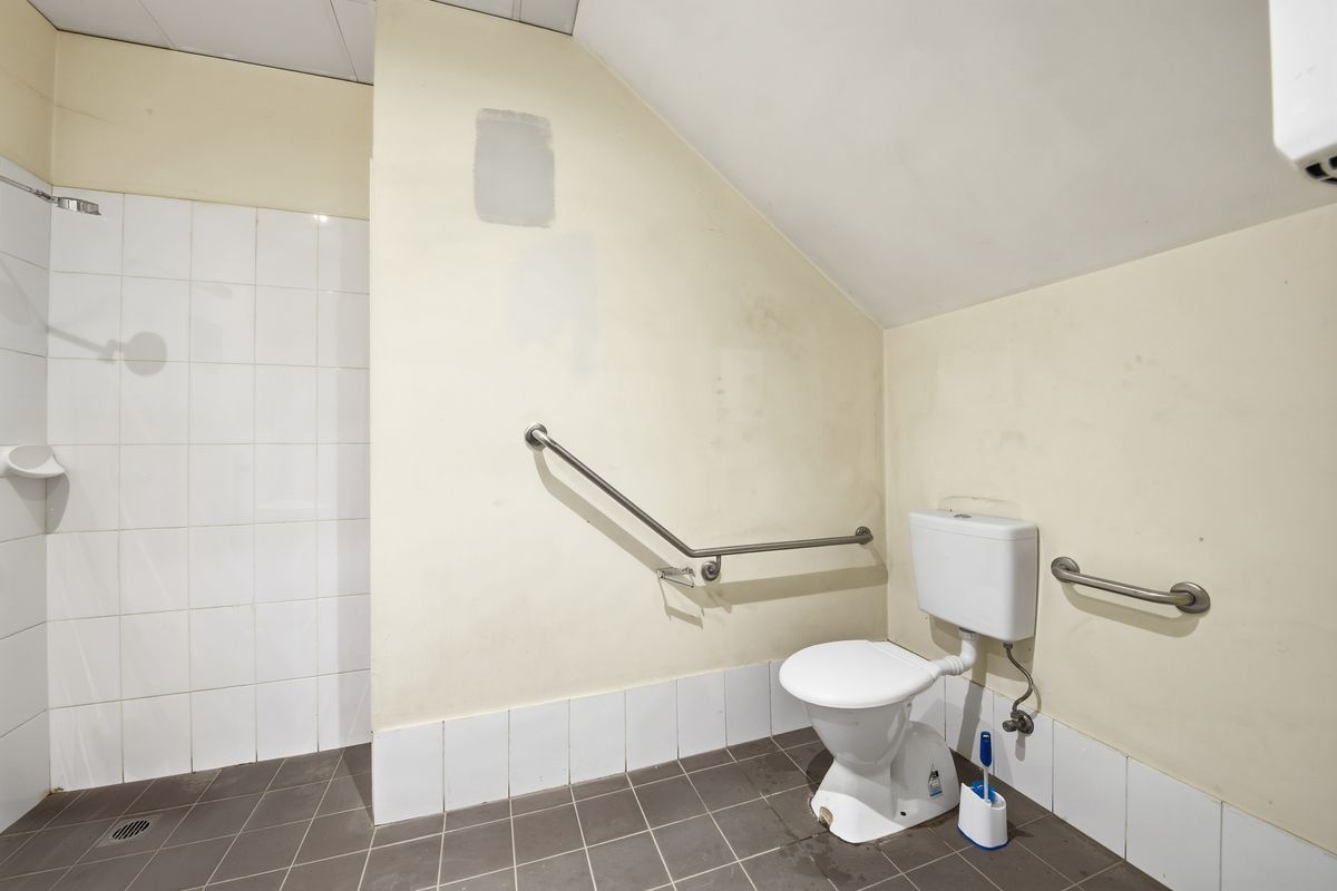 2 / 6 Gallipoli Street, Smeaton Grange