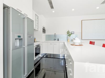46-48 Royal Albert Crescent, Sovereign Islands