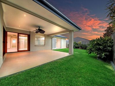 12 Foxwood Circuit, Wakerley