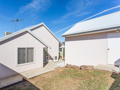 93 YARRALUMLA DR, Wodonga