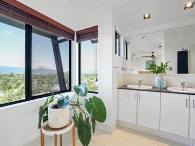 3  Hayles Close, Mooroobool