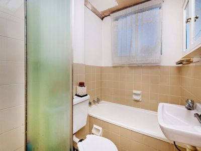 31 / 24 Fairmount Street, Lakemba