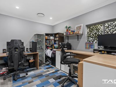 30 Millstream Road, Werrington Downs