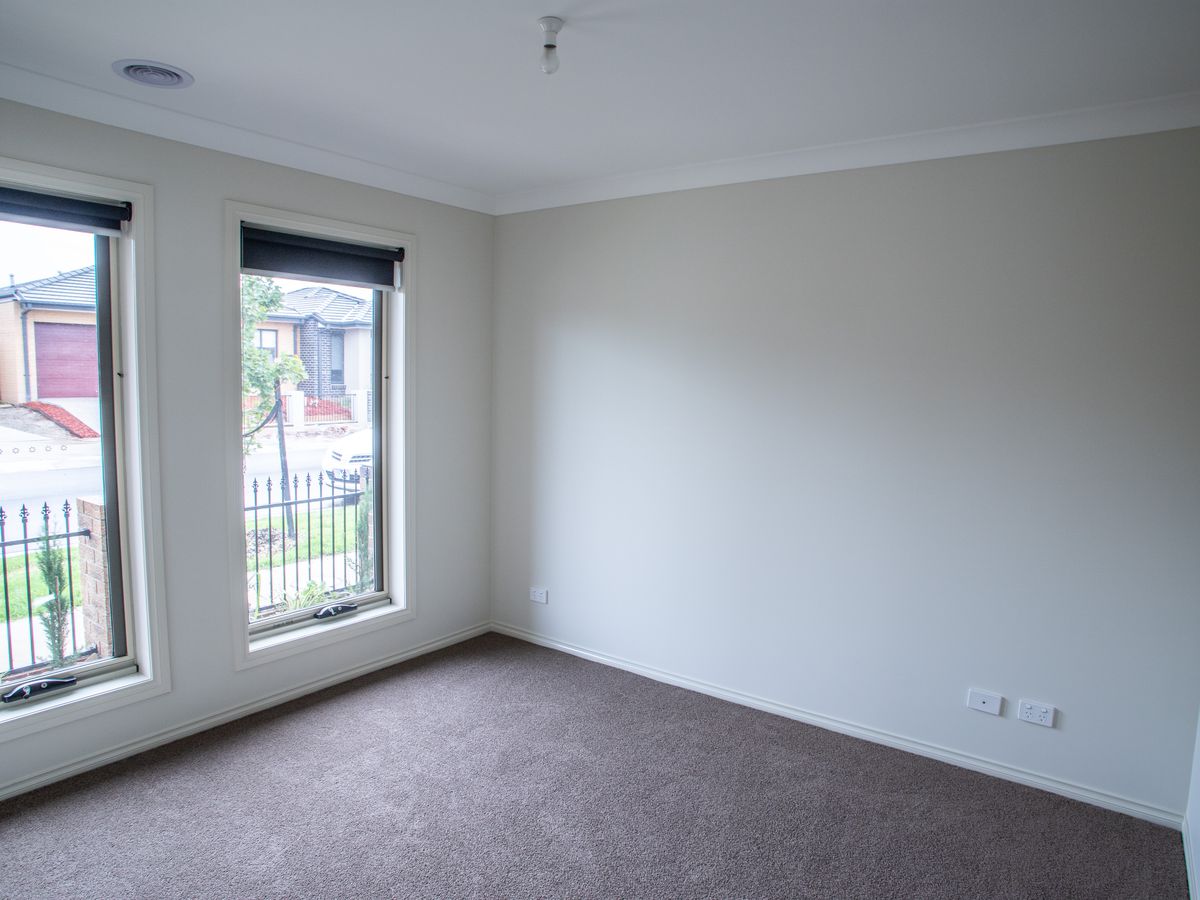 23 Hunt Way, Pakenham