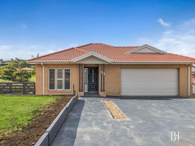 11 Craig Parry Drive, Hidden Valley