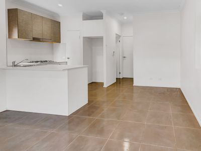 17 / 460 Pine Ridge Road, Coombabah
