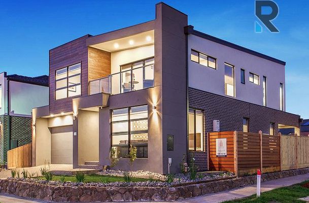 15 Naxos Road, Greenvale
