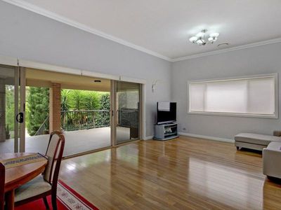 32 Baker Street, Oatley
