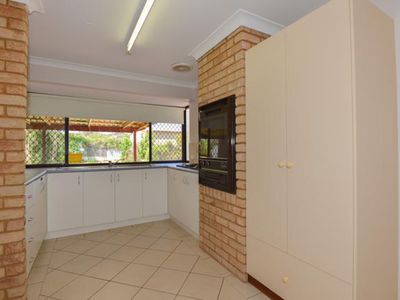 21 Bennetts Place, Hannans