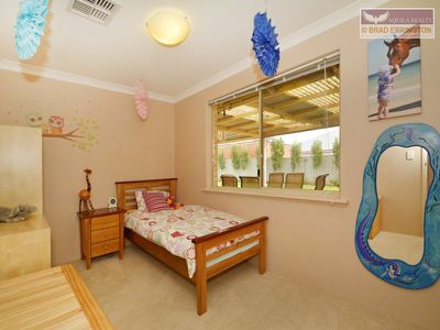 1 Claret Ash Court, Helena Valley