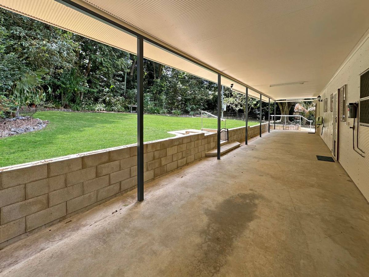 164 Carrington Road, Atherton