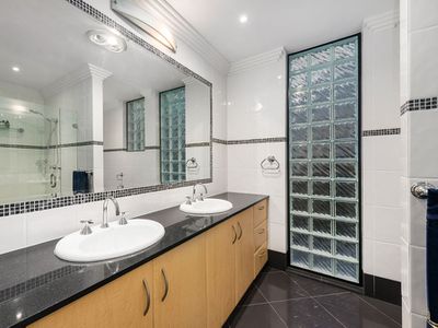94 Behan Crescent, Wakerley