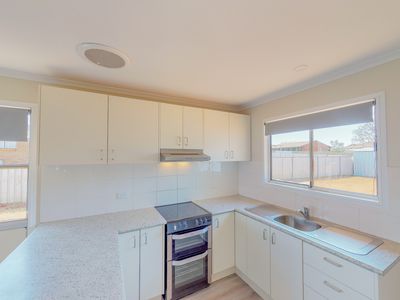 5 Pinnaroo Place, Dubbo