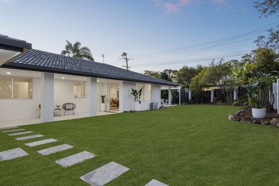 12 Myall Street, Southport