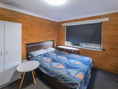 2 / 12 Queen Street, Woolgoolga