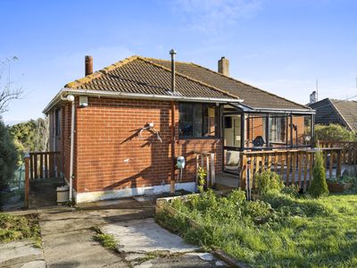 32 Panmure Avenue, Calton Hill