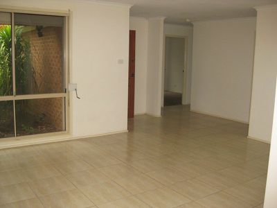 4 Belligen Way, Hoxton Park