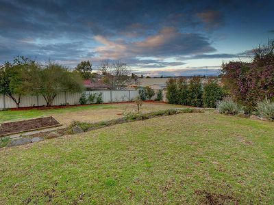 6 AZURE DRIVE, Wodonga