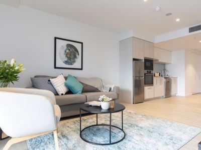 816a / 95 Linton Street, Kangaroo Point