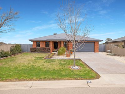 17 Kingfisher Drive, Wangaratta