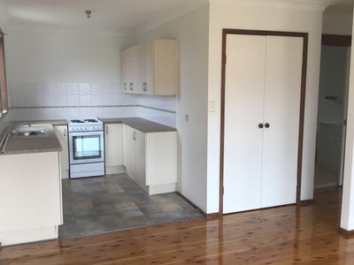 2 / 1 Gipps Crescent, Barrack Heights