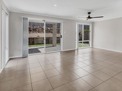 27 Chrome Drive, Pimpama