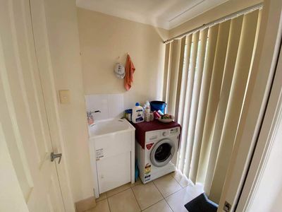 9 / 11 PYRANEES STREET, Calamvale