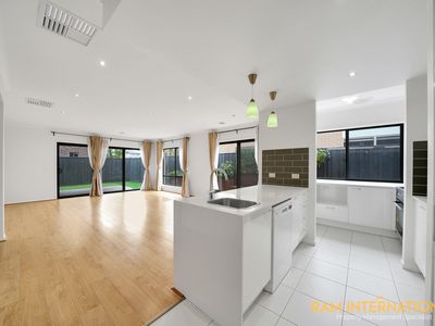 17 Jamaica Street, Point Cook