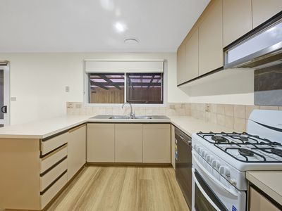 4 Wandin Court, Werribee South